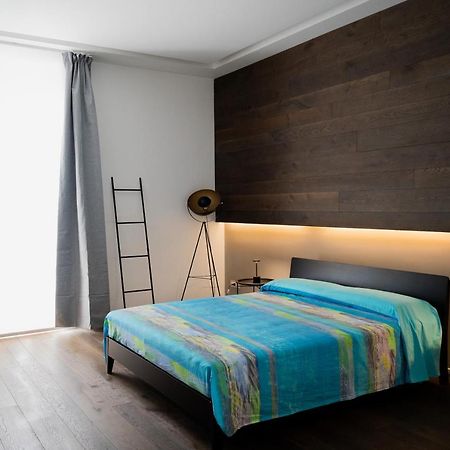 Corso 66 Luxury Apartment Salerno Exterior photo