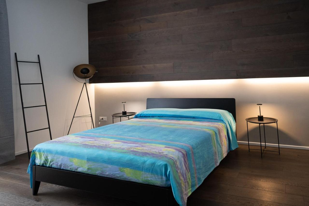 Corso 66 Luxury Apartment Salerno Exterior photo