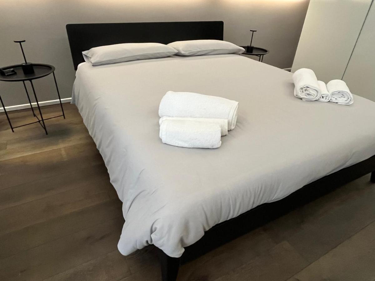 Corso 66 Luxury Apartment Salerno Exterior photo
